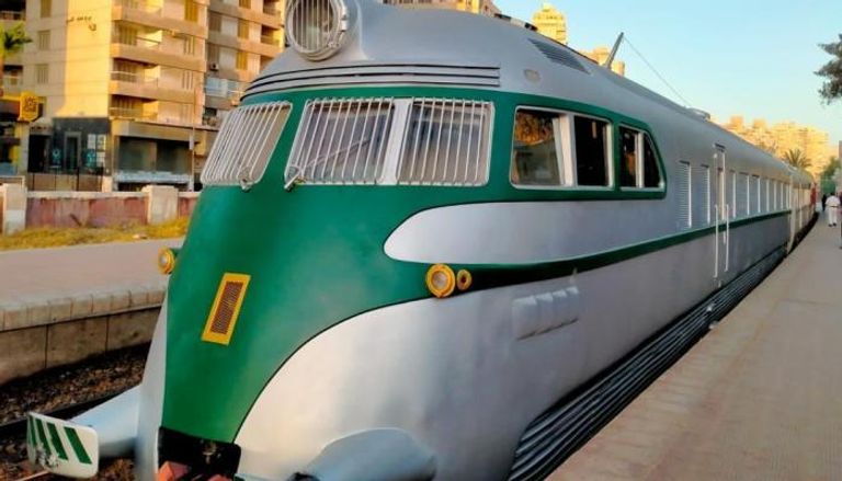 بعد 70 عاما على توقفه ... القطار الملكي يعود للعمل في مصر