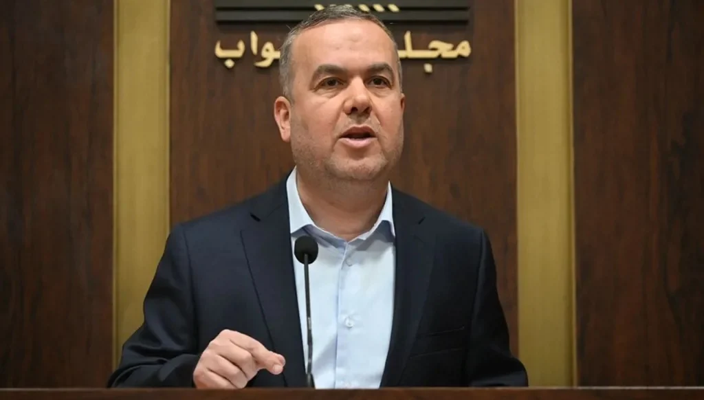 نائب "الحزب" يعترف: المتفجّرات لنا!