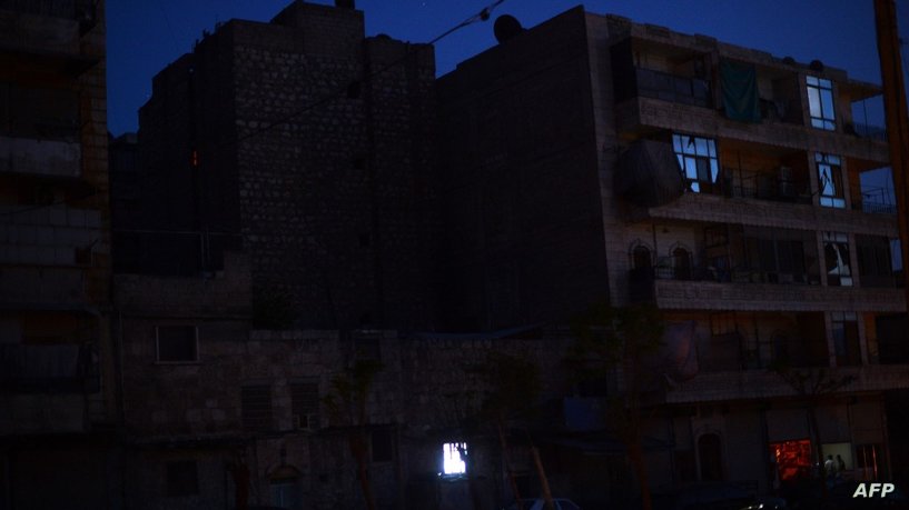 مدن أشباح ... في ظل الأزمة الخانقة : سوريون يروون معاناتهم اليومية بحثا عن الكهرباء والدفء