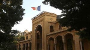 ملامح مرحلة ميدانية جديدة في مواجهات الجنوب .. لبنان «يغرق» الورقة الفرنسية