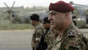 قائد الجيش يغادر الى ايطاليا للمشاركة في مؤتمر دعم الجيش