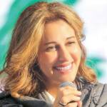 باسكال صقر لـ«الشرق الأوسط»: أهتم بشؤون المواطن أكثر من الفن