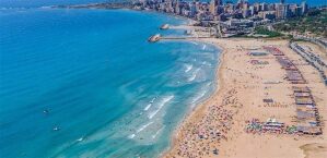 حوادث الغرق المميتة تزداد على شواطئ لبنان