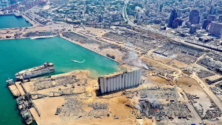 انفجار مرفأ بيروت.. القرار الظني ينتظر أجوبة الخارج وإصداره قبل نهاية السنة