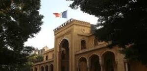 بين الأولى والثانية… هل تحل الأزمة اللبنانية ورقة فرنسية؟