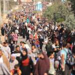 إسرائيل تدفع سكان غزة صوب أقصى الجنوب.. هل يبدأ “التهجير” إلى سيناء؟
