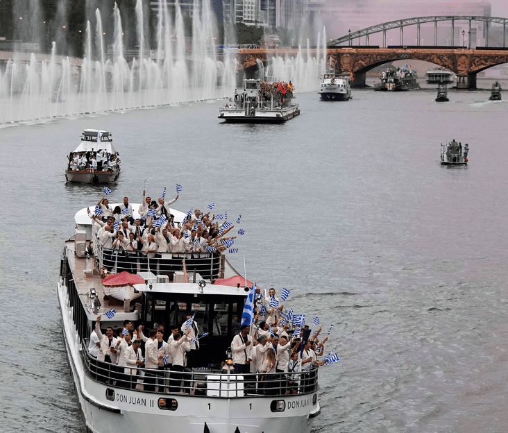 افتتاح أسطوري لأولمبياد باريس على نهر السين
