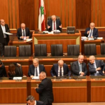 الجلسة التشريعية : إقرار قانون واحد وهو تشديد العقوبة على مطلقي النار عشوائيا