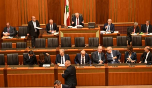 الجلسة التشريعية : إقرار قانون واحد وهو تشديد العقوبة على مطلقي النار عشوائيا