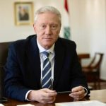 رجي لـ القدس العربي : حزب الله لا يريد التخلي عن سلاحه.. هذا تنظيم مسلح خارج عن القانون