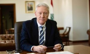 رجي لـ القدس العربي : حزب الله لا يريد التخلي عن سلاحه.. هذا تنظيم مسلح خارج عن القانون