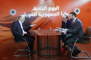 جعجع : لا وجوب لمناقشة قرار سحب السلاح الفلسطيني مع أحد
