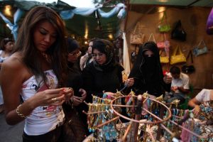 لبنان يعول على عودة أثرياء الخليج لإنعاش السياحة