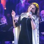 ماجدة الرومي ترفع علم لبنان وترد على منتقديها في افتتاح حفلها بمهرجان «أعياد بيروت»
