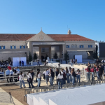 بكركي تستعد لإستقبال البابا في السادسة إلا ربعا عصرا للقاء شباب لبنان والعالم في باحة الصرح